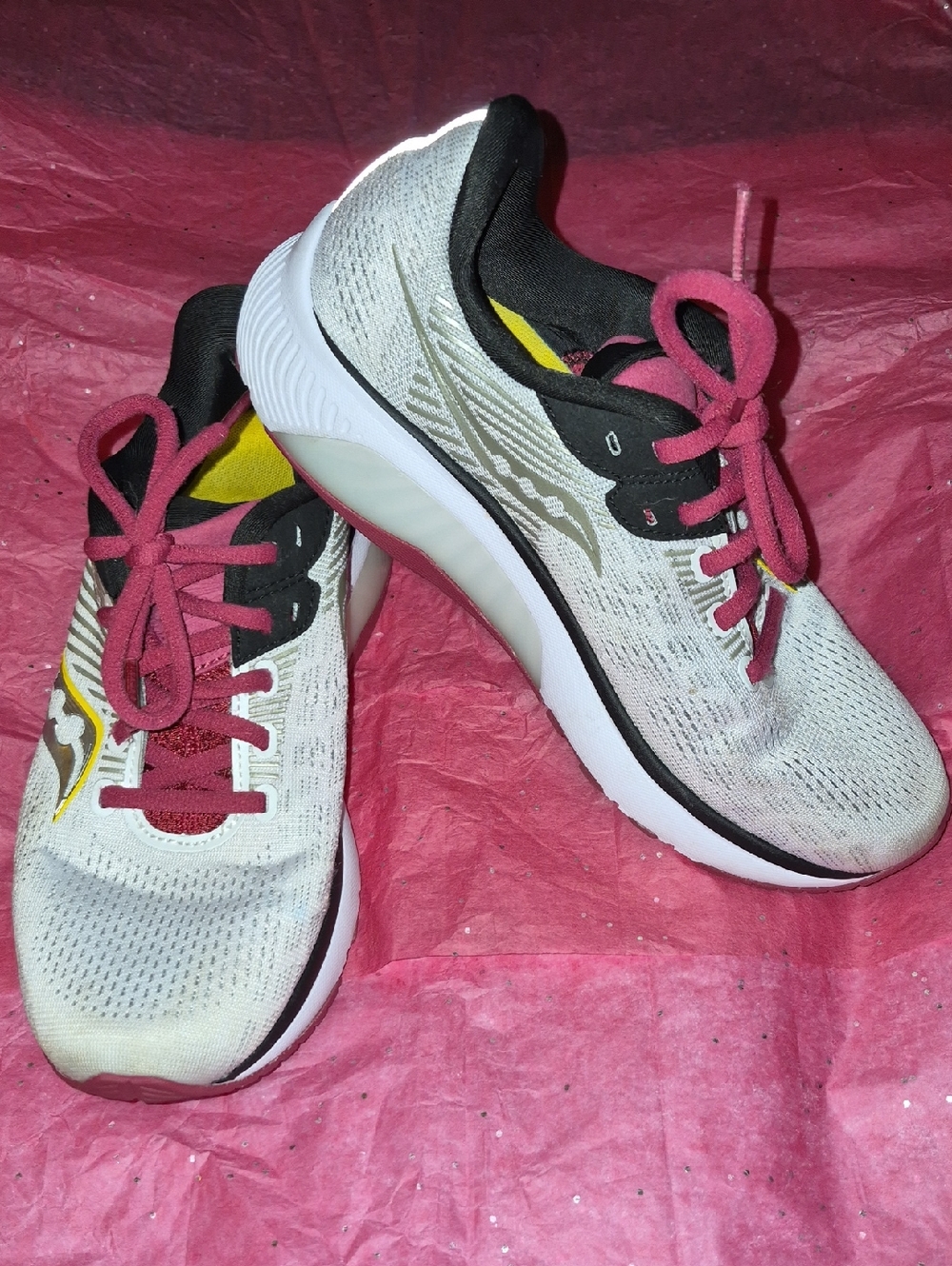 Women's Saucony Power Run Guide 14